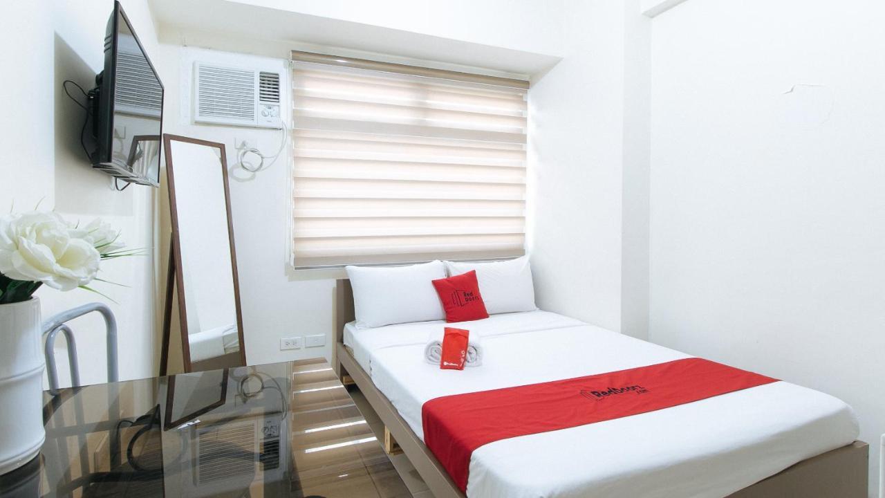 Reddoorz Plus @ Urban Deca Tower Edsa 2 Mandaluyong Buitenkant foto