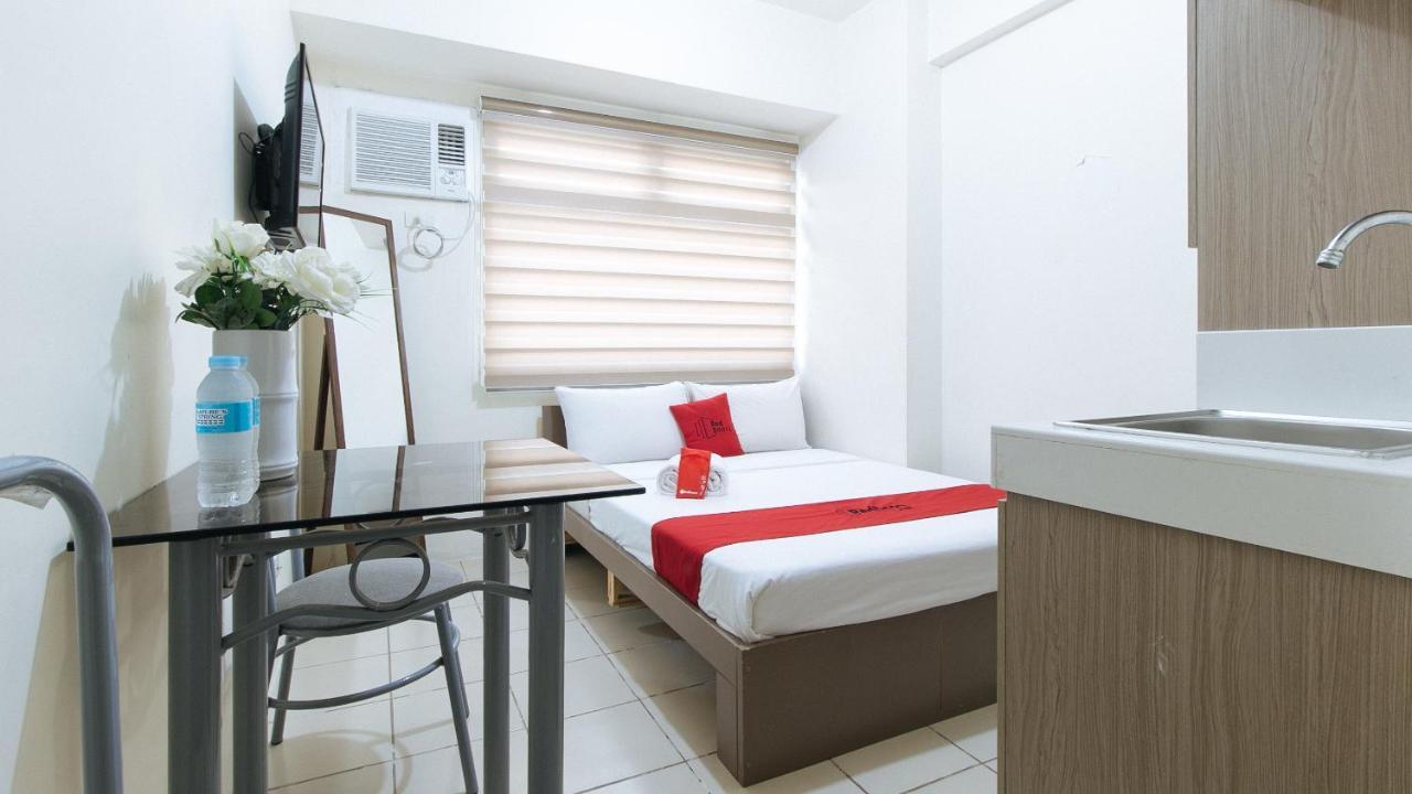 Reddoorz Plus @ Urban Deca Tower Edsa 2 Mandaluyong Buitenkant foto