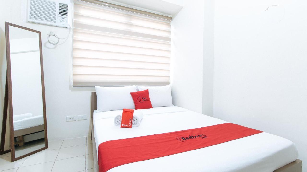 Reddoorz Plus @ Urban Deca Tower Edsa 2 Mandaluyong Buitenkant foto
