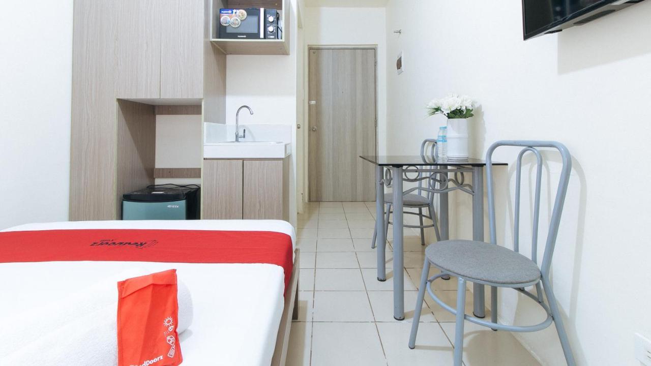 Reddoorz Plus @ Urban Deca Tower Edsa 2 Mandaluyong Buitenkant foto